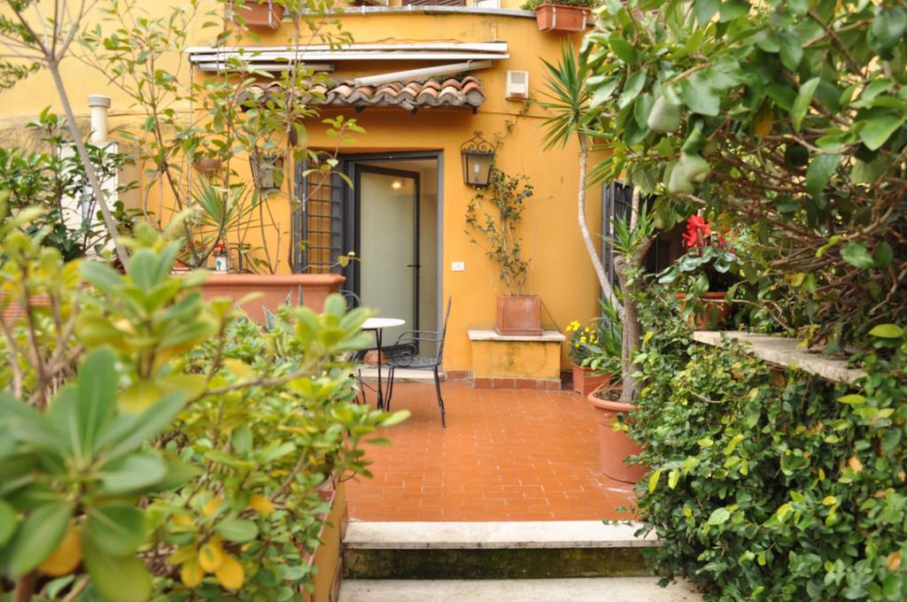 Onofrio Flat Roma Exterior foto
